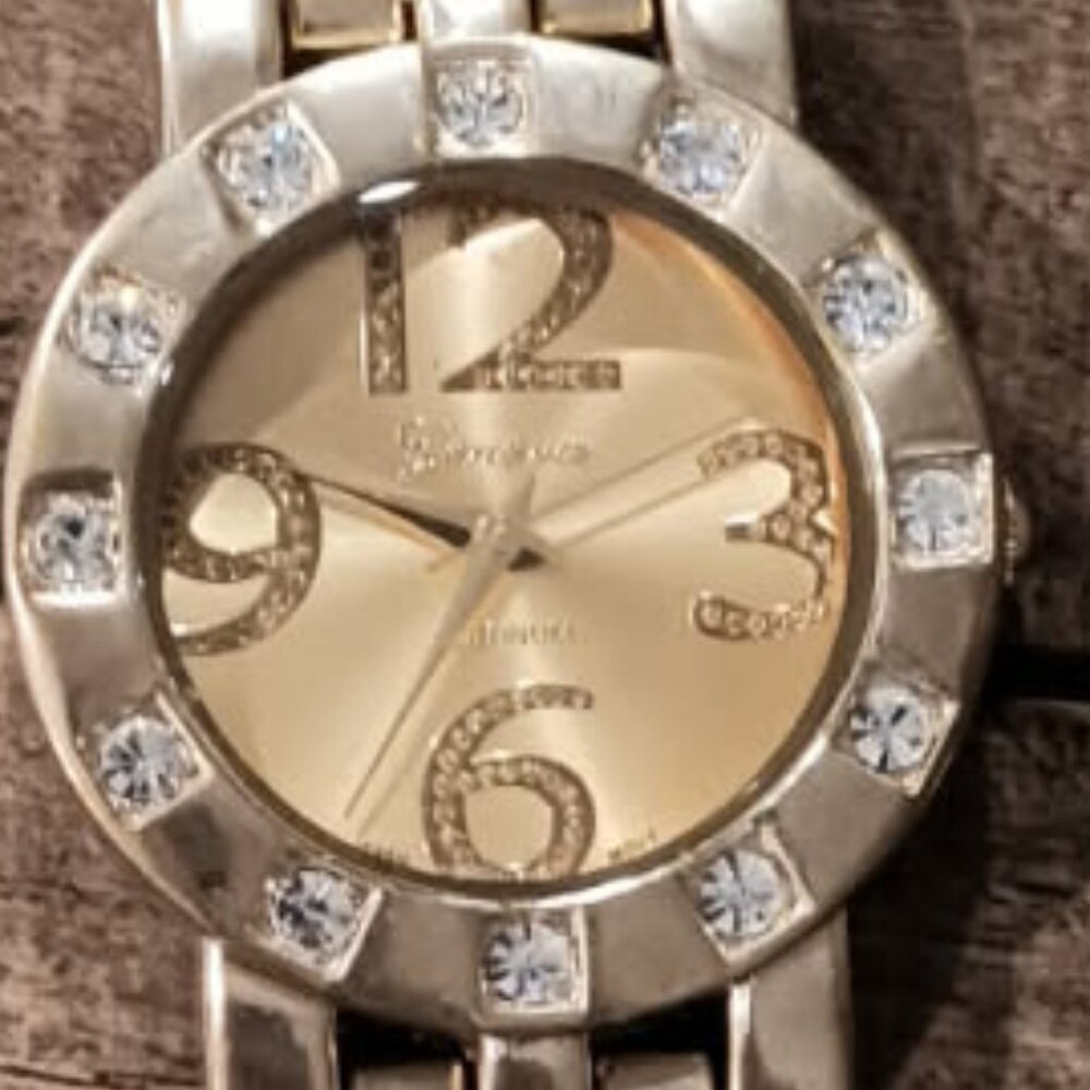 Geneva Platinum Ladies Silver Toned Bracelet Watch - Working